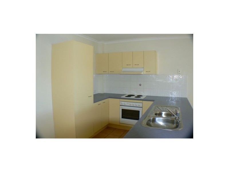 1/1 Moomba Street, Pacific Paradise QLD 4564