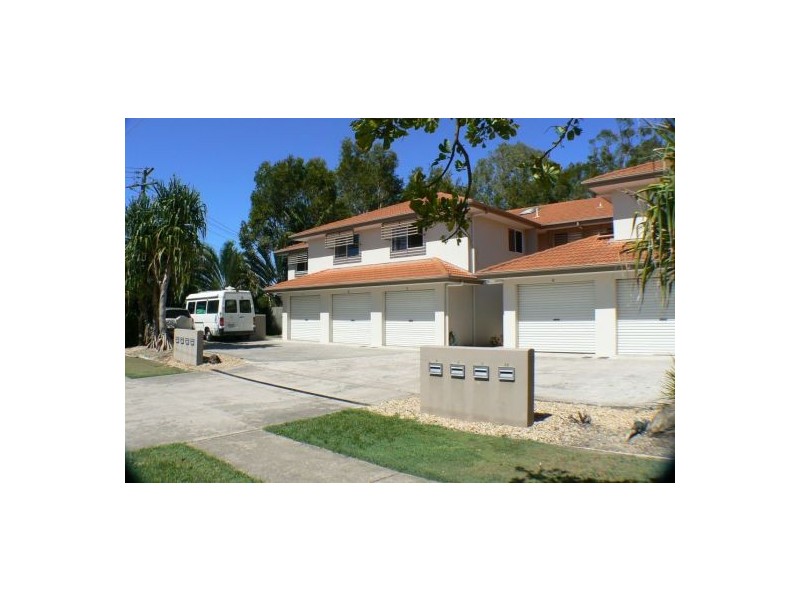 1/1 Moomba Street, Pacific Paradise QLD 4564