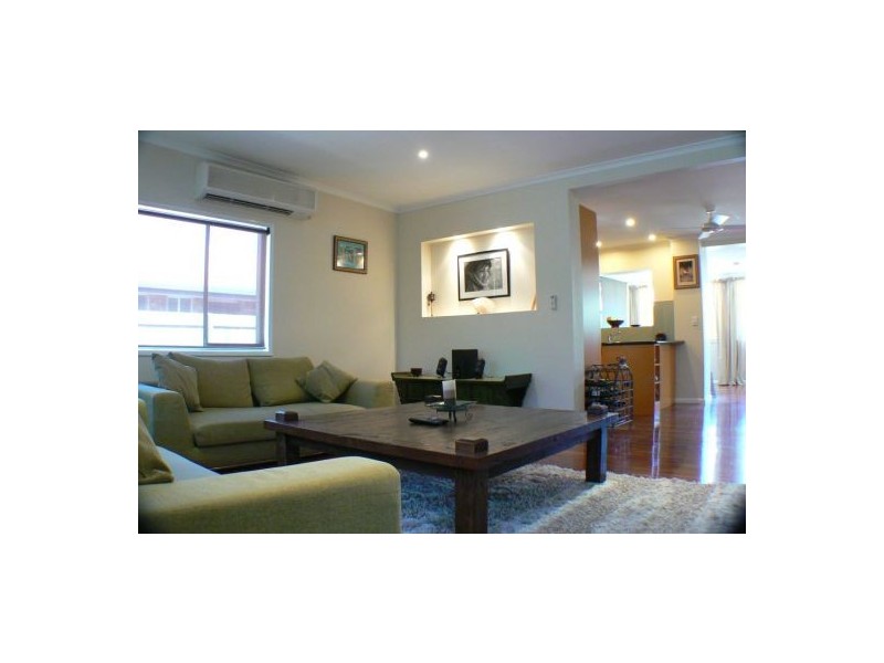 32 Yango Street, Pacific Paradise QLD 4564