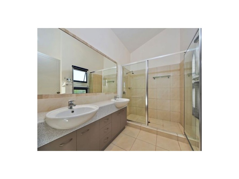12 Merkara Cr, Twin Waters QLD 4564