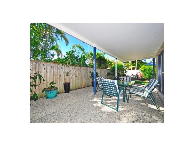 12 Merkara Cr, Twin Waters QLD 4564