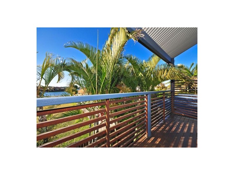 12 Merkara Cr, Twin Waters QLD 4564