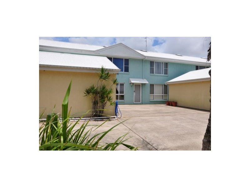 2-11 Kowonga Street, Pacific Paradise QLD 4564