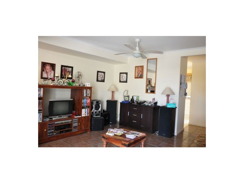 2-11 Kowonga Street, Pacific Paradise QLD 4564