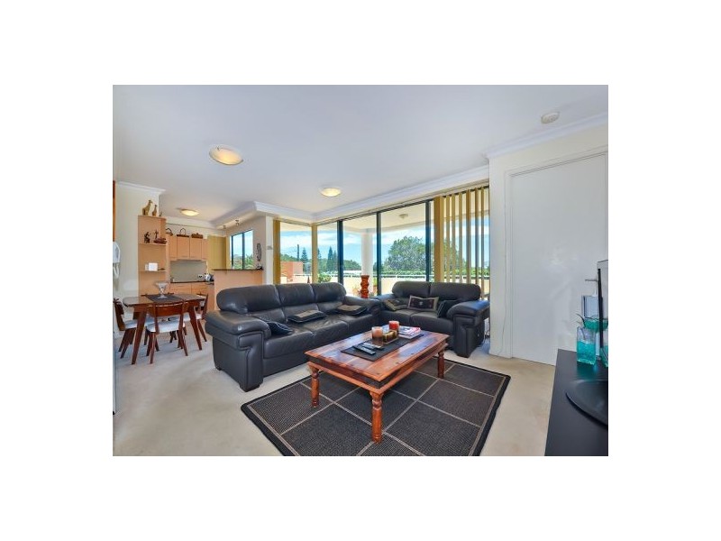 9/15 Mudjimba Esplanade, Mudjimba QLD 4564