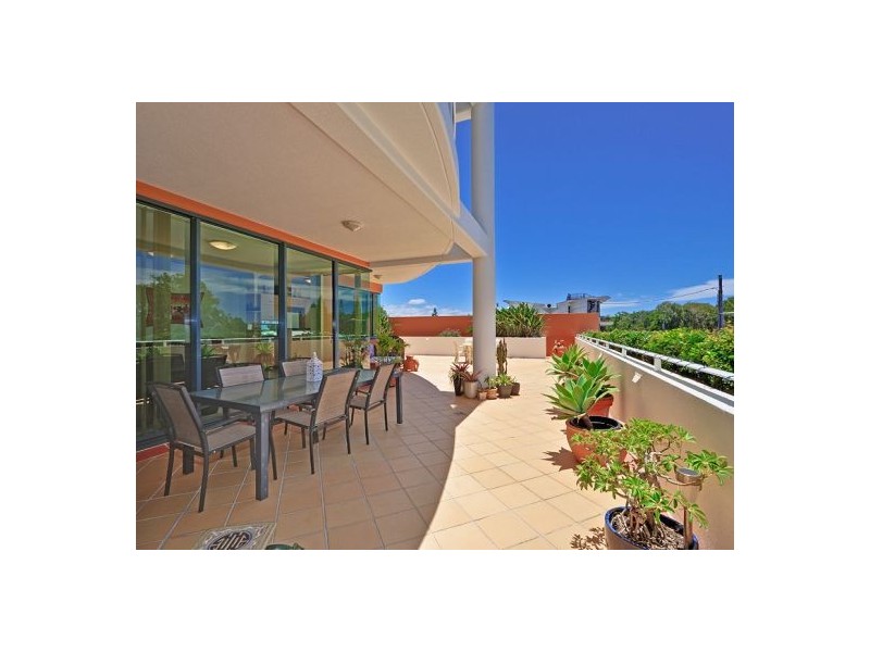 9/15 Mudjimba Esplanade, Mudjimba QLD 4564