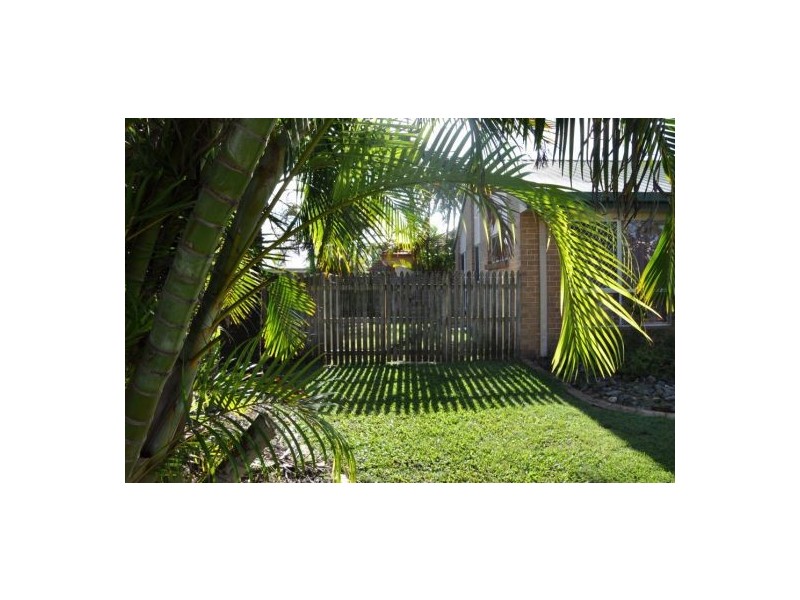 2/41 Keith Royal Drive, Marcoola QLD 4564