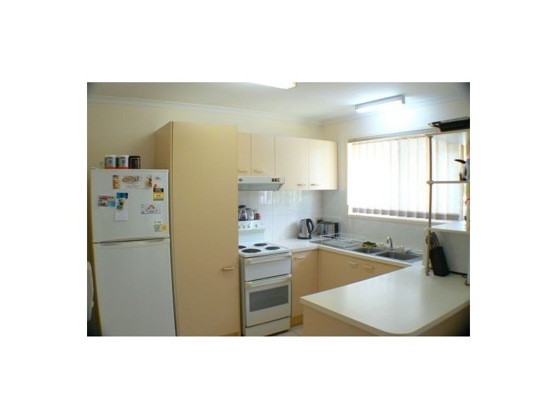 2/25 Yango Street, Pacific Paradise QLD 4564