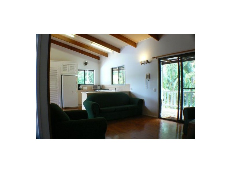 7-9 Bando Street, Pacific Paradise QLD 4564