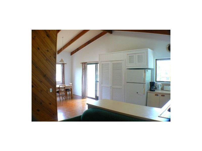 7-9 Bando Street, Pacific Paradise QLD 4564