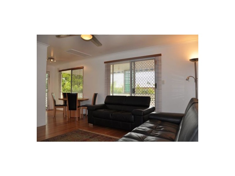 58 Lows Dr, Pacific Paradise QLD 4564