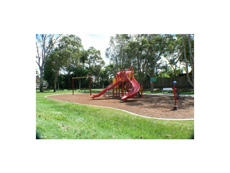 58 Lows Dr, Pacific Paradise QLD 4564