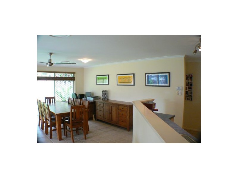 30 Yango St, Pacific Paradise QLD 4564