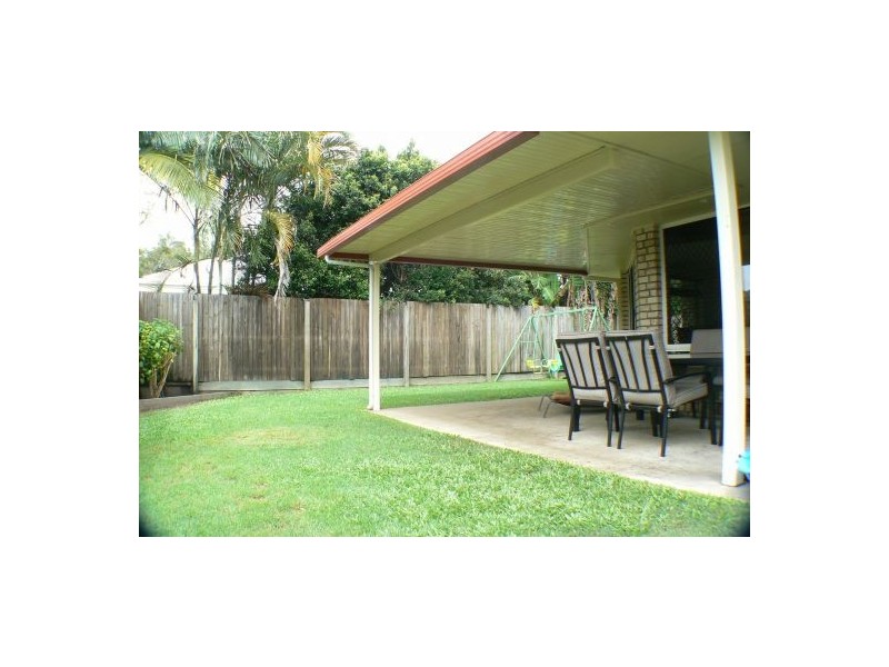 30 Yango St, Pacific Paradise QLD 4564