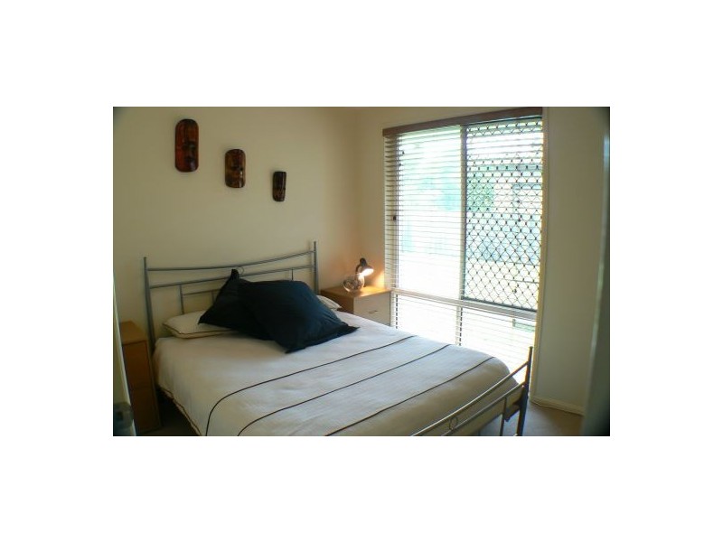 30 Yango St, Pacific Paradise QLD 4564