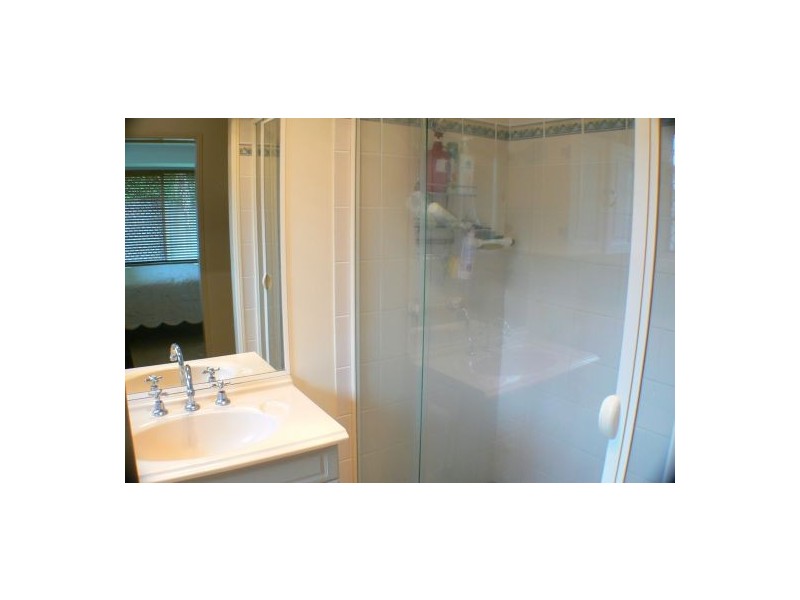 30 Yango St, Pacific Paradise QLD 4564