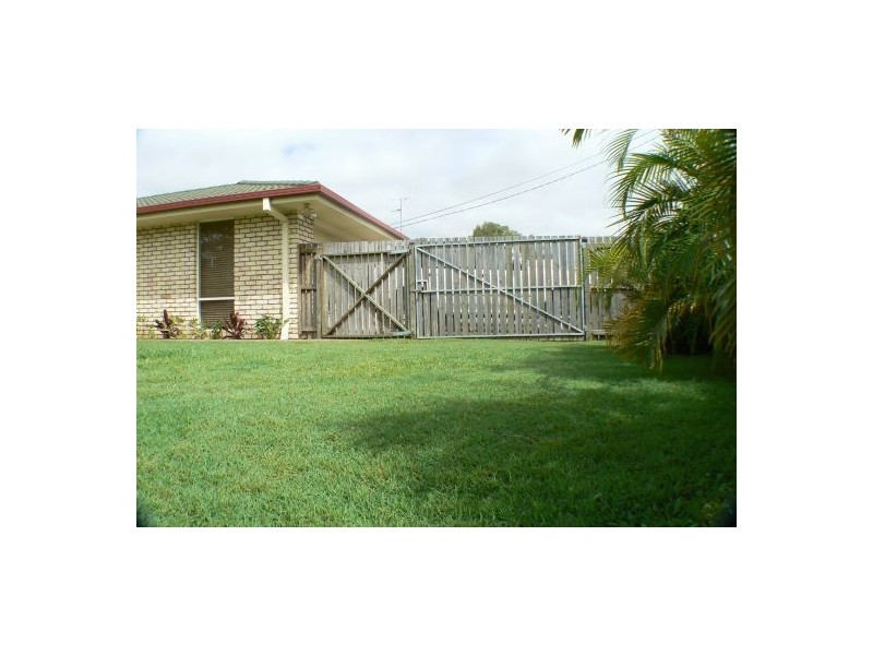 30 Yango St, Pacific Paradise QLD 4564