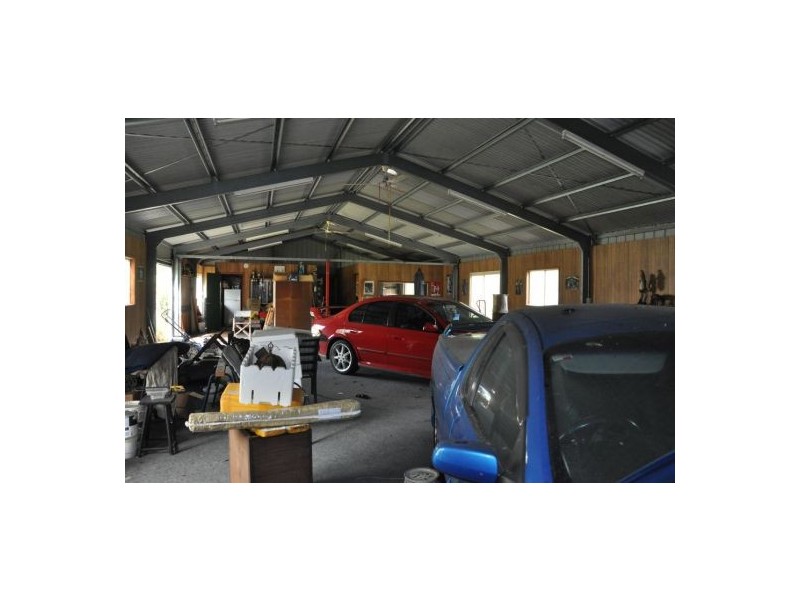 238 Godfreys Rd, Bli Bli QLD 4560