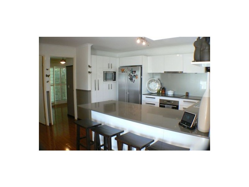 2/6 Amanda Avenue, Marcoola QLD 4564
