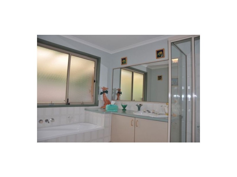 63 Eulinga Ct, Ninderry QLD 4561