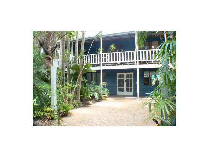 9 Bando Street, Pacific Paradise QLD 4564