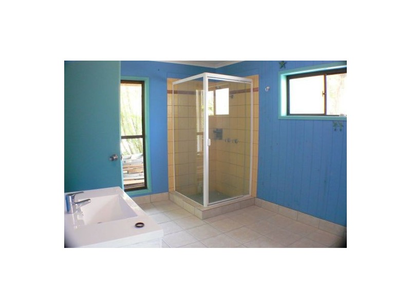 9 Bando Street, Pacific Paradise QLD 4564