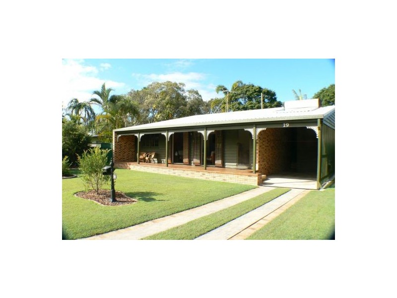 19 Currawong Street, Mudjimba QLD 4564