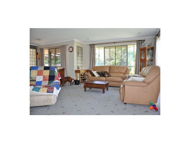 54 Bando St, Pacific Paradise QLD 4564