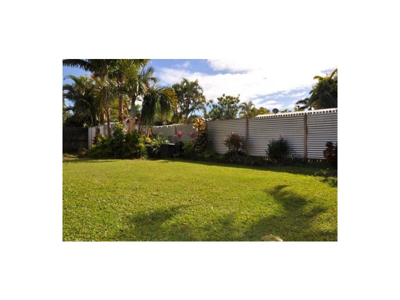 54 Bando St, Pacific Paradise QLD 4564