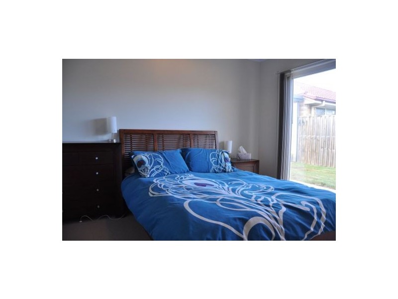 10 Macleay Cr, Pacific Paradise QLD 4564