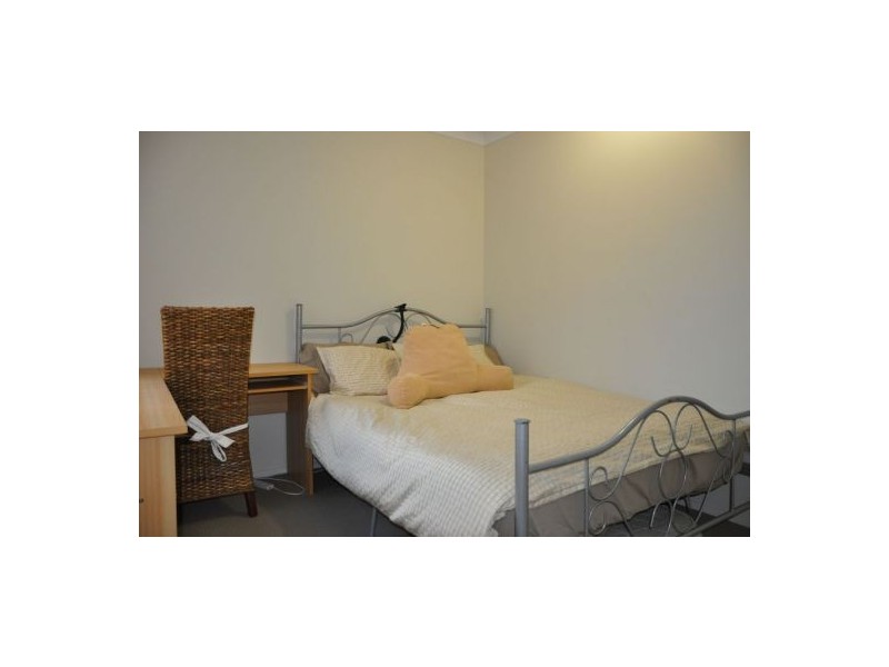 10 Macleay Cr, Pacific Paradise QLD 4564