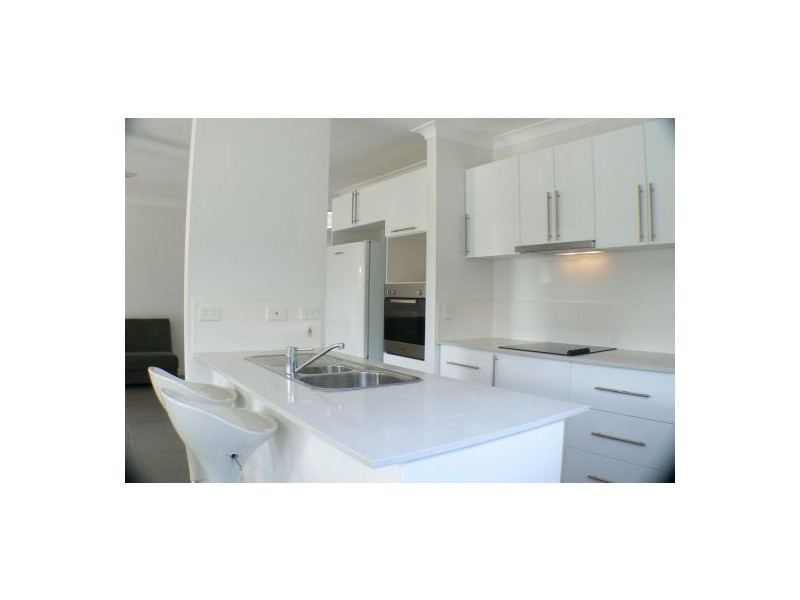 27 Namba Street, Pacific Paradise QLD 4564