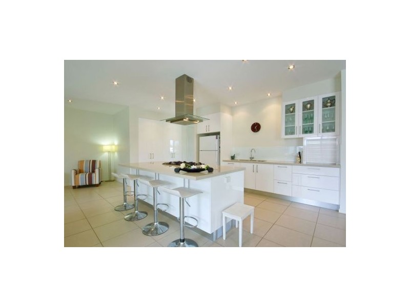 136 The Avenue, Peregian Springs QLD 4573