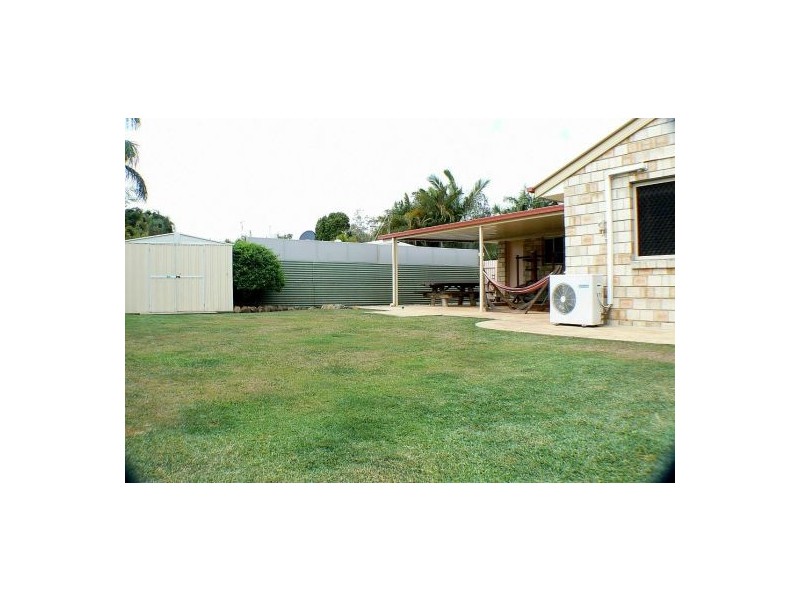 35 Kowonga Street, Pacific Paradise QLD 4564