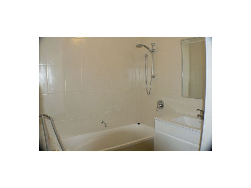 35 Kowonga Street, Pacific Paradise QLD 4564