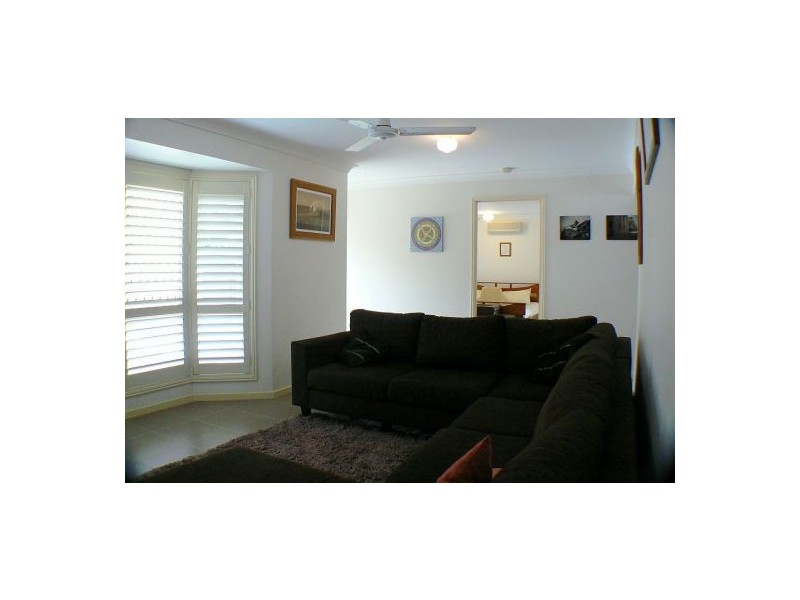 35 Kowonga Street, Pacific Paradise QLD 4564