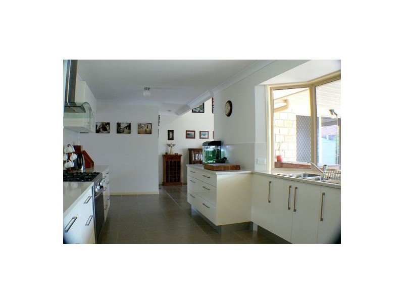 35 Kowonga Street, Pacific Paradise QLD 4564