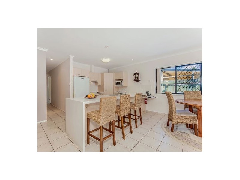24 Wattlebird Drive, Twin Waters QLD 4564