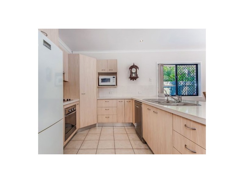 24 Wattlebird Drive, Twin Waters QLD 4564