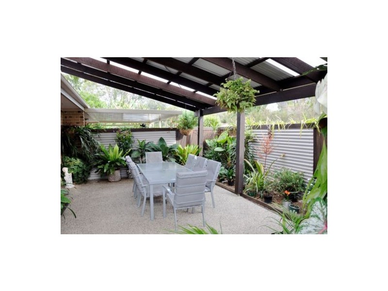 2/15 Wywong Stret, Pacific Paradise QLD 4564