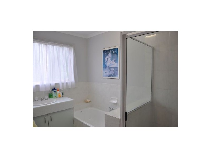 2/15 Wywong Stret, Pacific Paradise QLD 4564