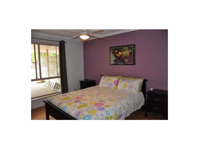 2/15 Wywong Stret, Pacific Paradise QLD 4564