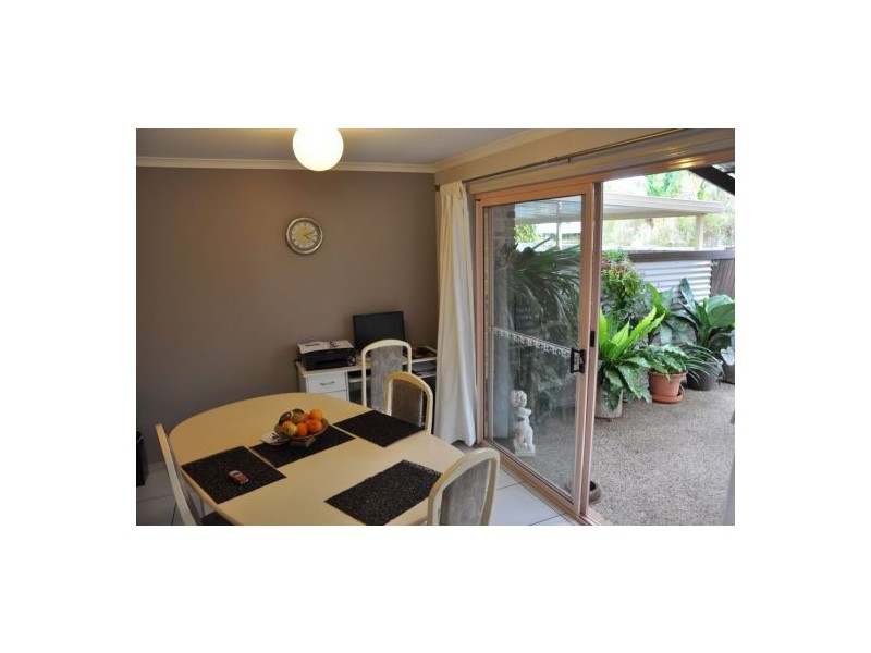 2/15 Wywong Stret, Pacific Paradise QLD 4564