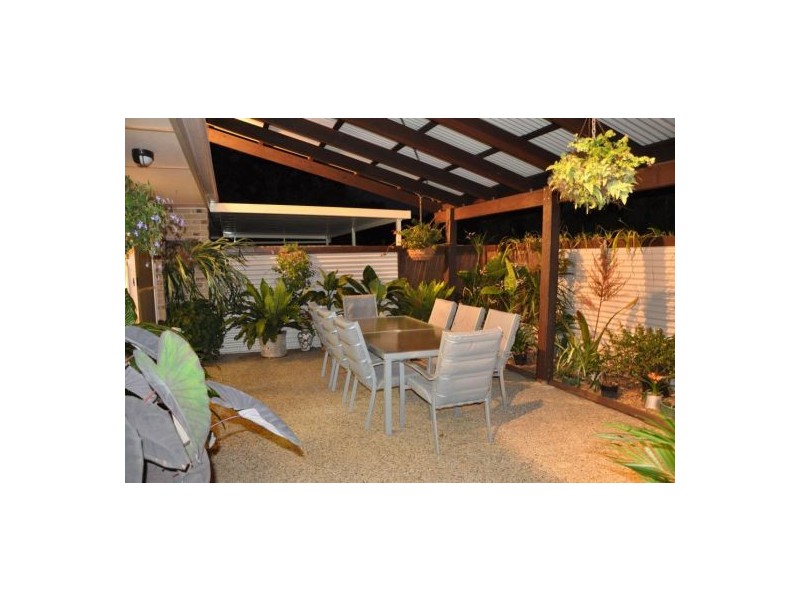 2/15 Wywong Stret, Pacific Paradise QLD 4564