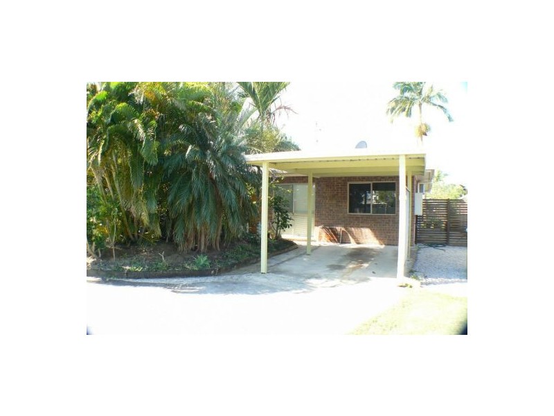 2 26 Kandoo Street, Pacific Paradise QLD 4564