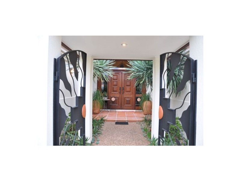 3 Quay Ct, Twin Waters QLD 4564