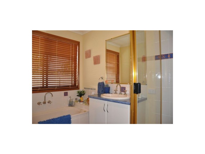 3 Quay Ct, Twin Waters QLD 4564