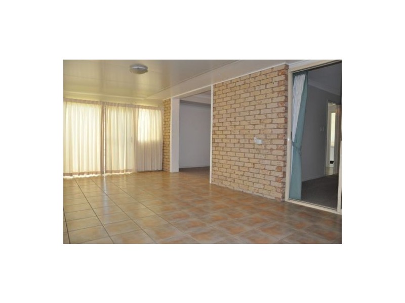 2/13 Gayome Street, Pacific Paradise QLD 4564