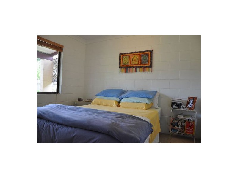 4 Richardson St, Pacific Paradise QLD 4564