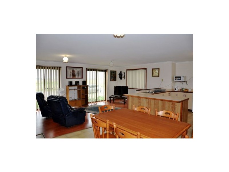 530 David Low Way, Pacific Paradise QLD 4564